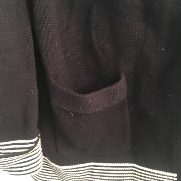 Banana Republic black button down sweater - Picture 3 of 6